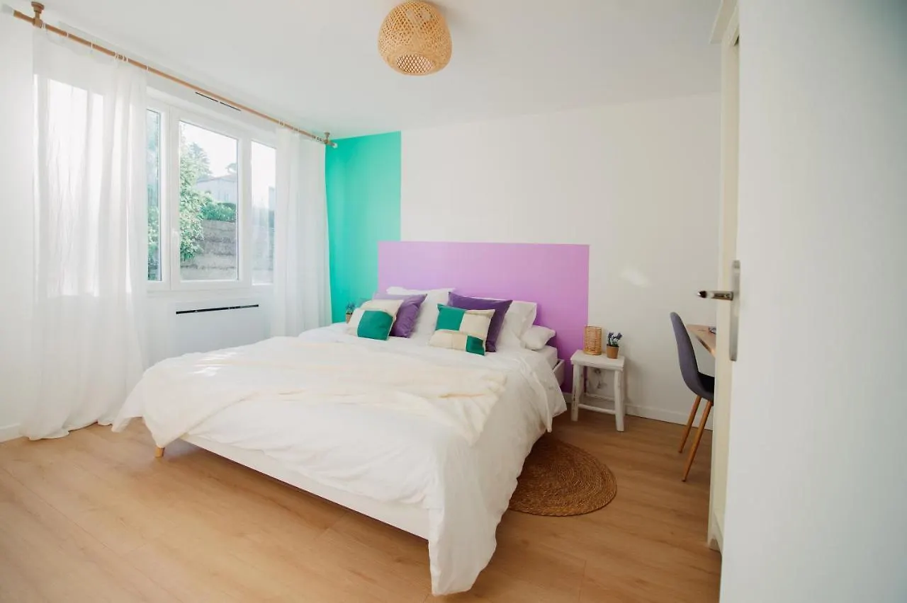 Casita - Comme Une Petite Maison - Parking Gratuit Valence  Frankrijk